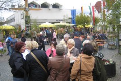img_fotos_maibaum_maibaumfest-tanz-unterm-maibaum_008