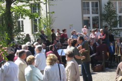 img_fotos_maibaum_maibaumfest-tanz-unterm-maibaum_021